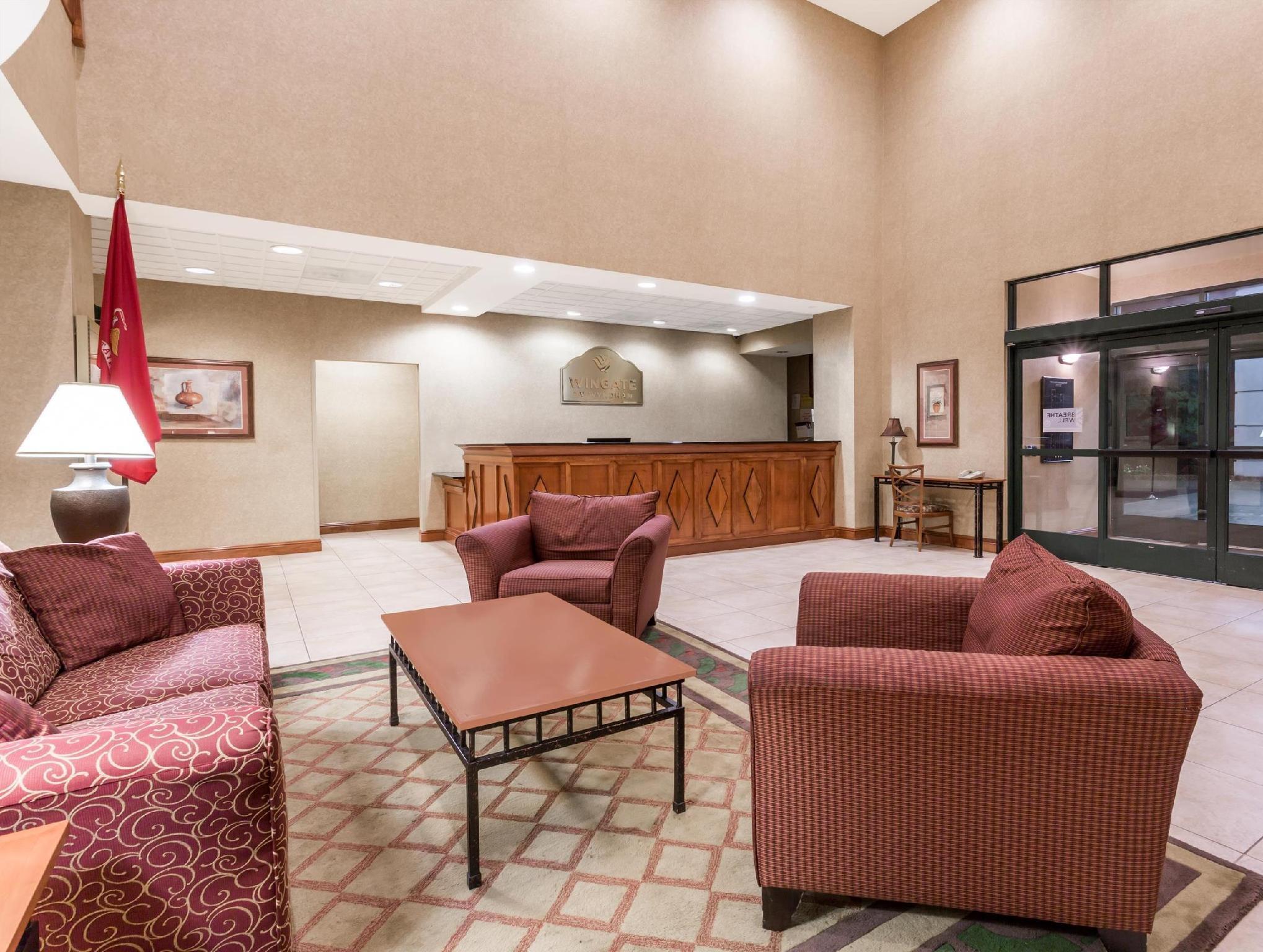 Wingate By Wyndham Stafford/Quantico Hotel Bagian luar foto