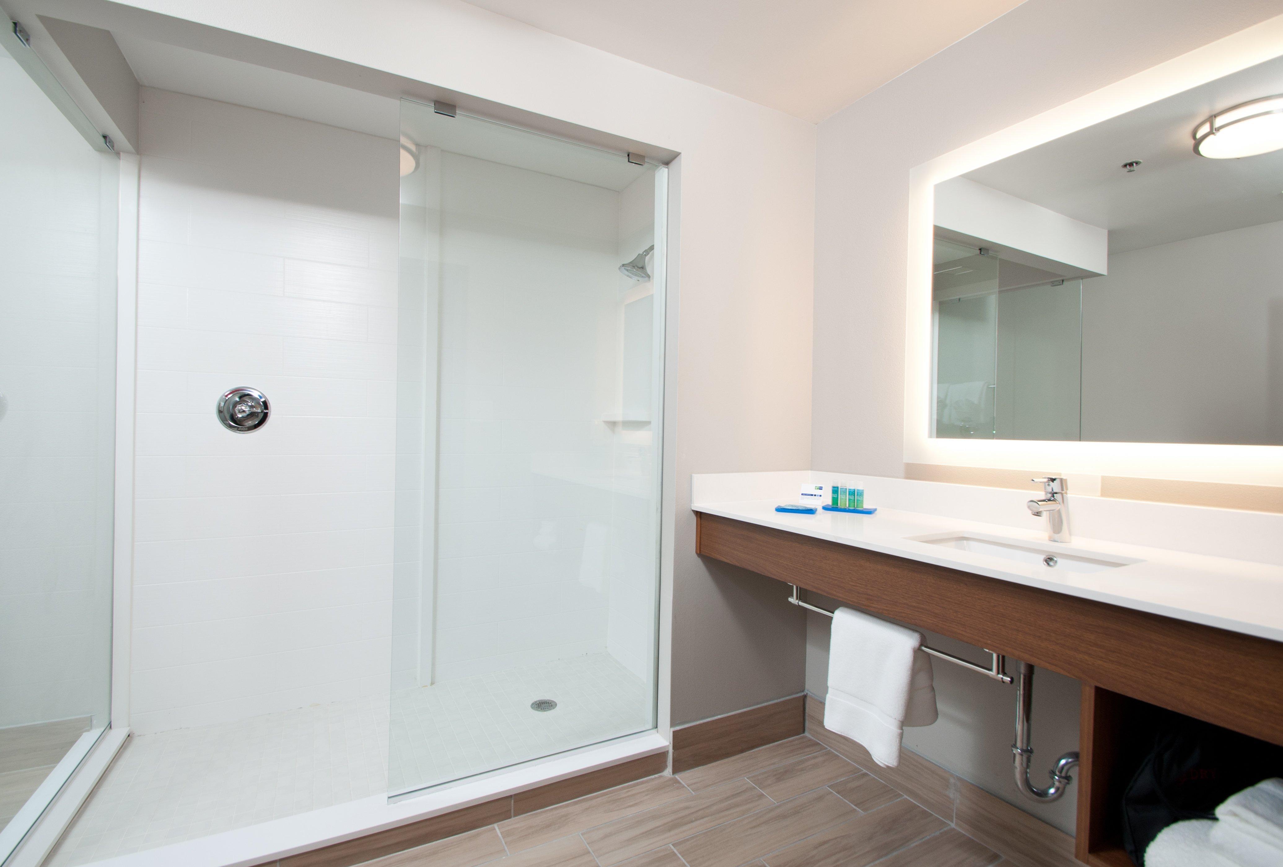 Wingate By Wyndham Stafford/Quantico Hotel Bagian luar foto