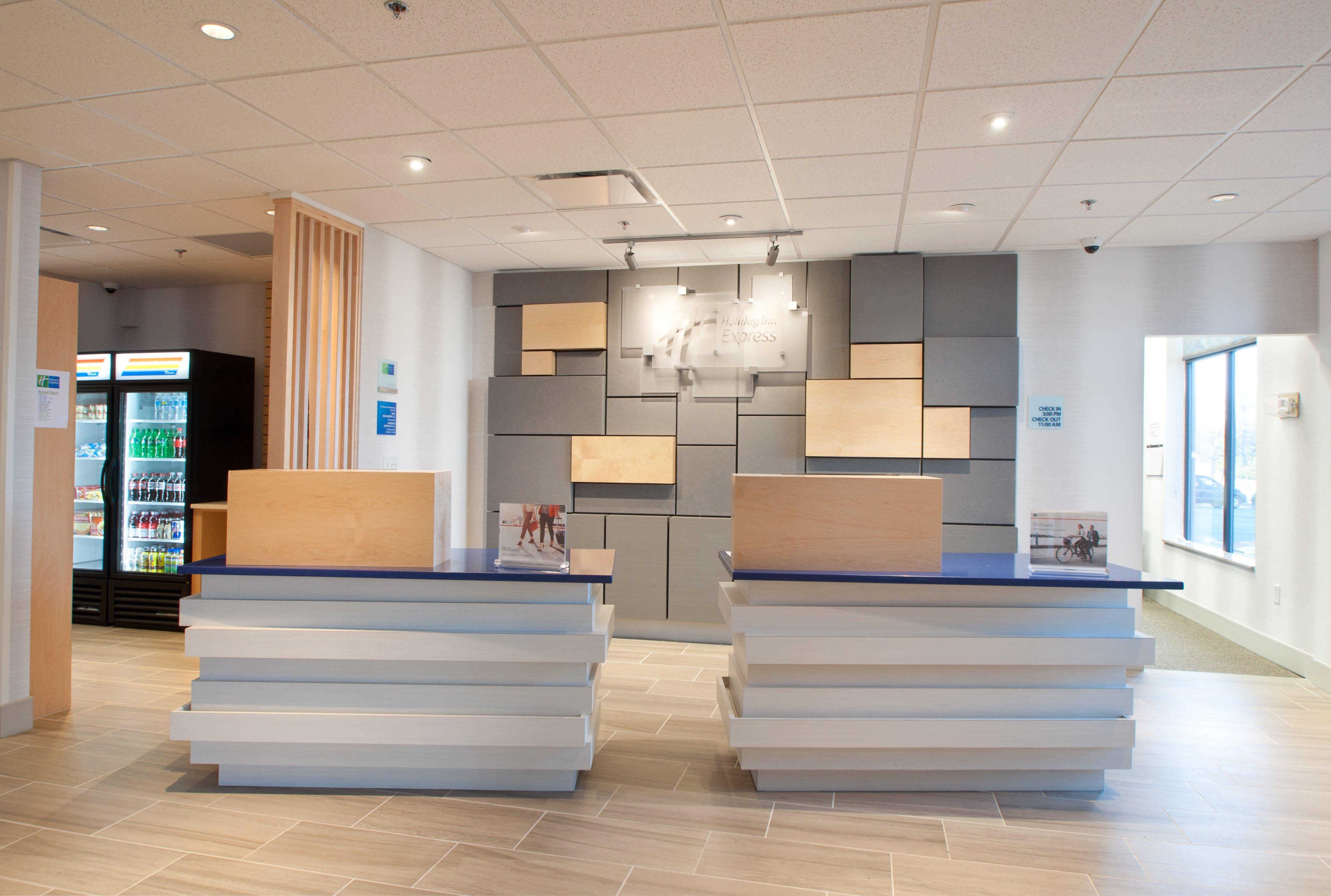 Wingate By Wyndham Stafford/Quantico Hotel Bagian luar foto