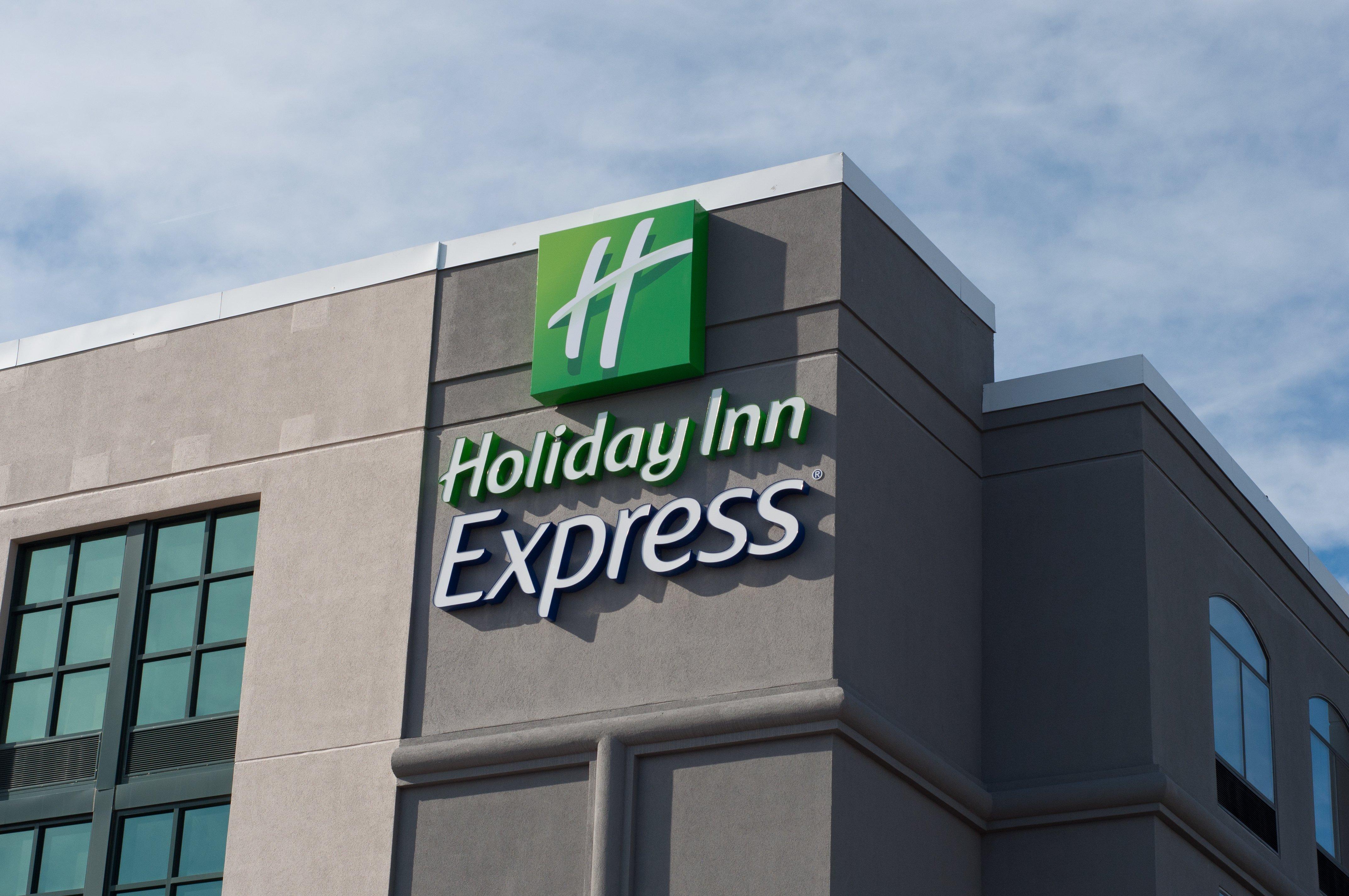 Holiday Inn Express Quantico Stafford Bagian luar foto