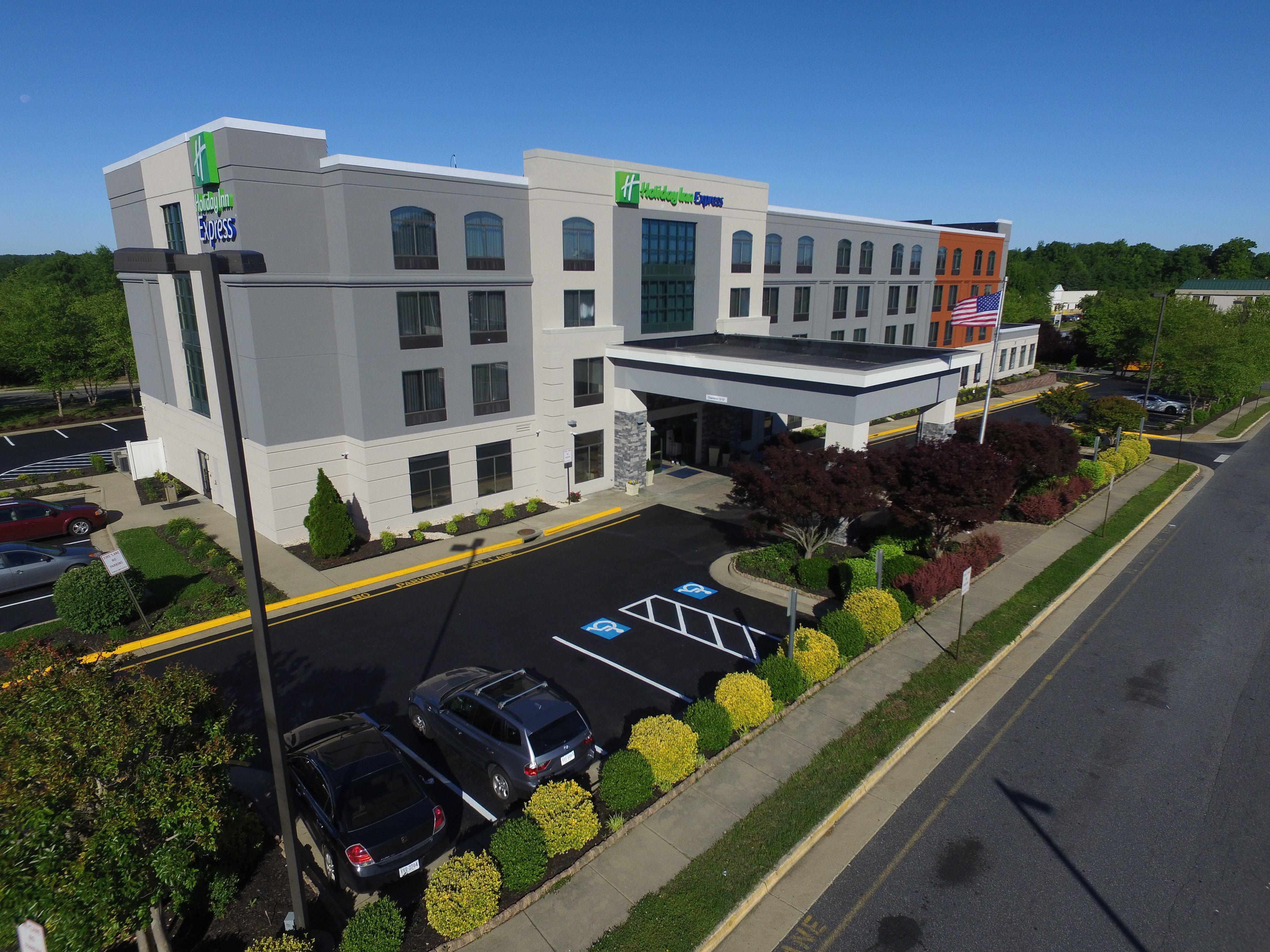 Wingate By Wyndham Stafford/Quantico Hotel Bagian luar foto